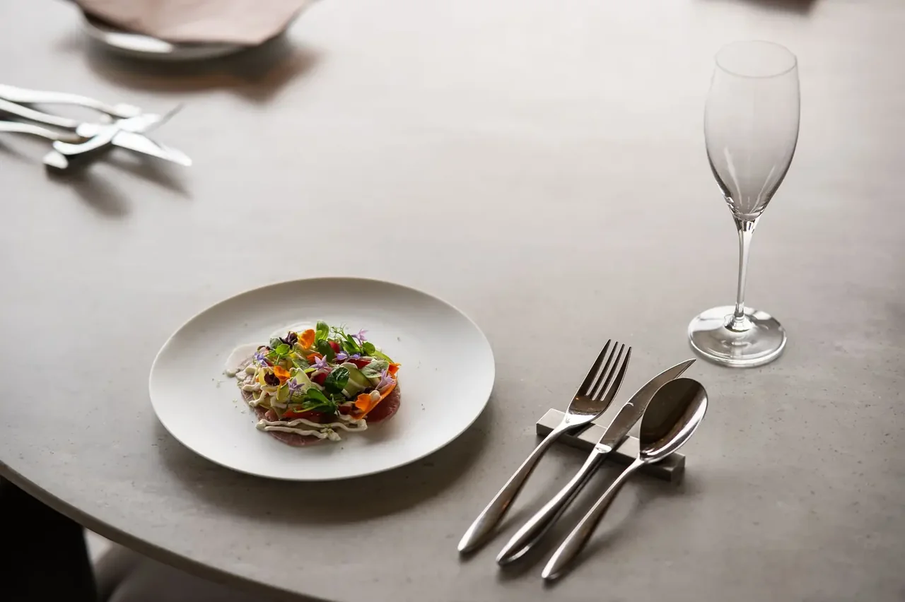 Fine dining at Jorelainn Reviewer